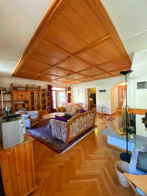 Casa Lalla Affittasi Nel Centro Di Poschiavo Luaran gambar