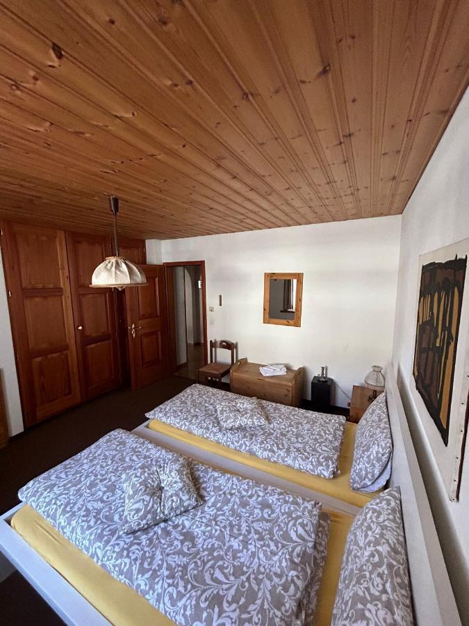 Casa Lalla Affittasi Nel Centro Di Poschiavo Luaran gambar