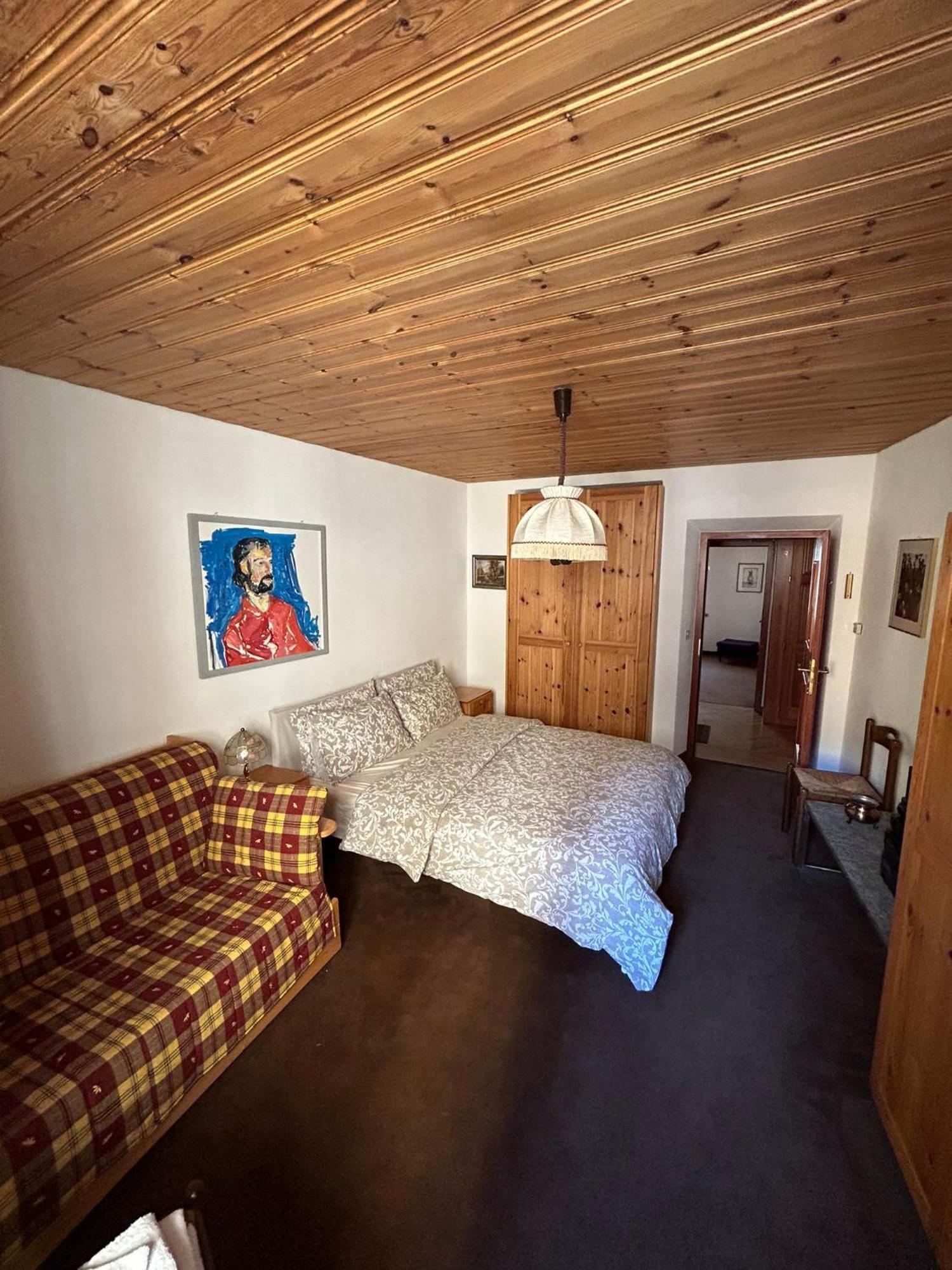 Casa Lalla Affittasi Nel Centro Di Poschiavo Luaran gambar